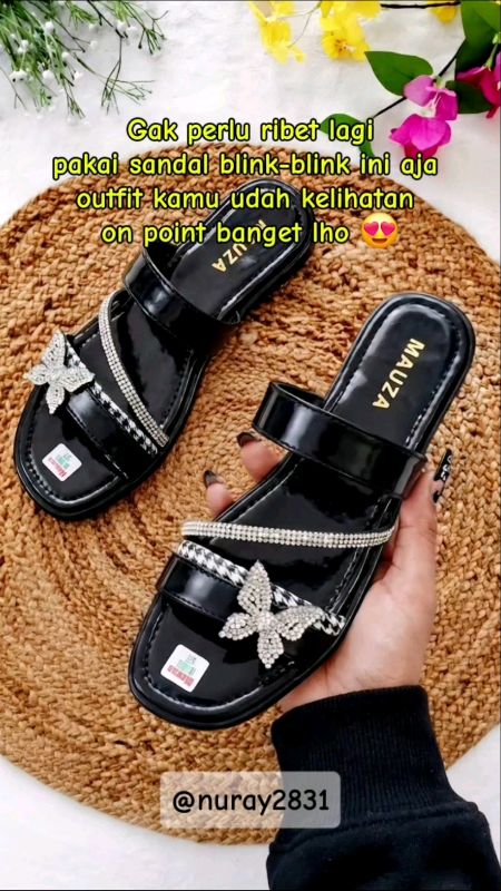 #sandalblinkblink #sandalblingbling #sendalblinkblink #sendalblingbling #sandalcantik #sandalkekinian #SpillBawaBerkah #ShopeeFashionHaul #ShopeeLook