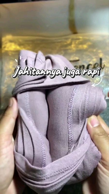 #RacunShopee #pashmina #pashminarayon #hijabpashminajersey #hijabmeleyotkaos #pashminakaos #hijabpashmina
