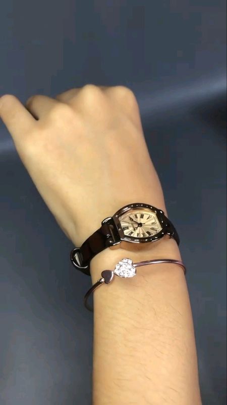 🌸💎Cewek wajib punya #jamtangan #jamtanganwanita #jamtanganviral #RacunShopee #jamtanganantiair #rebirthjamtanganwanita #CODinApa #RacunShopeeLokal