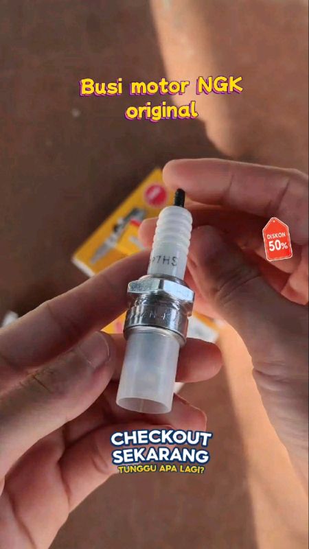 Busi motor NGK original #SpillBawaBerkah #SpillRacunShopee #busi #busimotor #busimotorngk #busingk #GratisOngkirRP0 #ShopeeCOD #ShopeeLook #ShopeeHaul