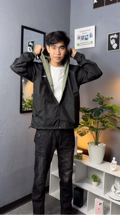 Jaket parasut bolak-balik anti air Dobujack Reversible Yolla Black, bisa gonta ganti biar ga bosen diliat🤫🤩  #fyp #jaketparasut #jaketbolakbalik