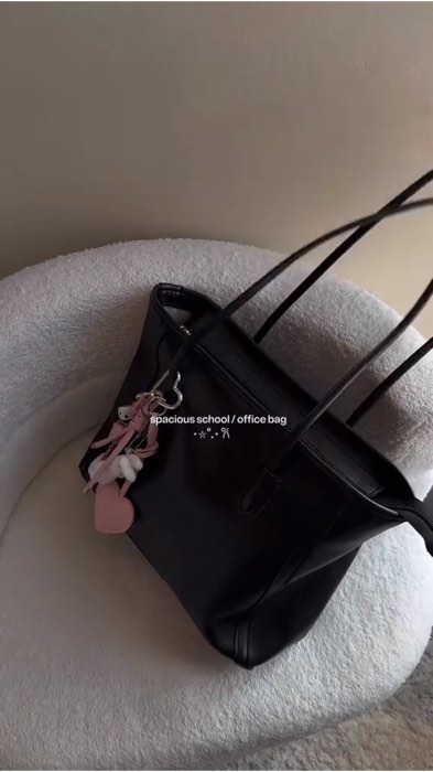 #totebag #totebagwanita #totebagkuliah #RacunShopee #SpillRacunShopee #Cashback40Persen