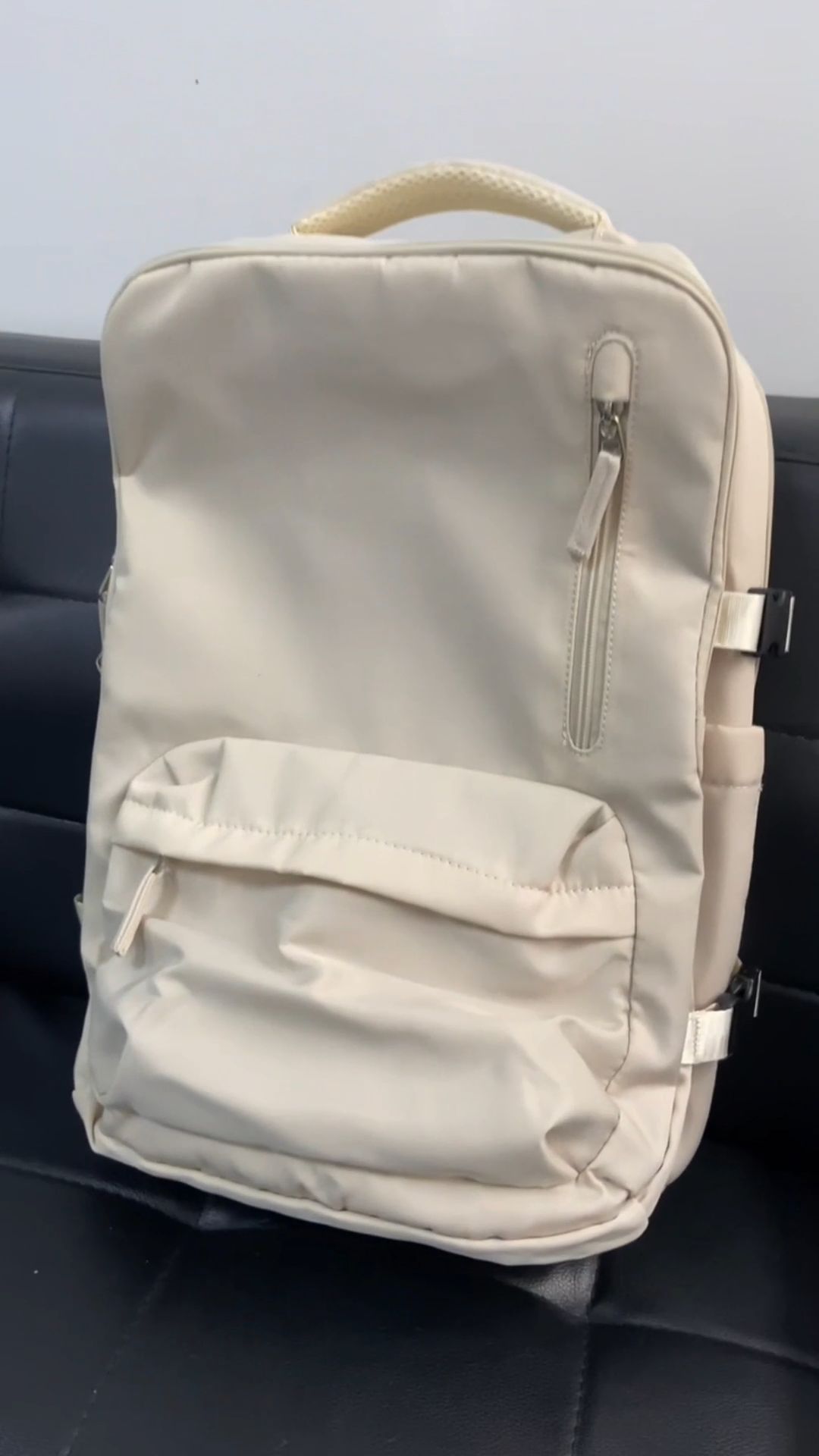 #Tas Ransel Wanita / Pria #Tas Ransel Travel / Liburan #Tas Ransel Kapasitas Besar
