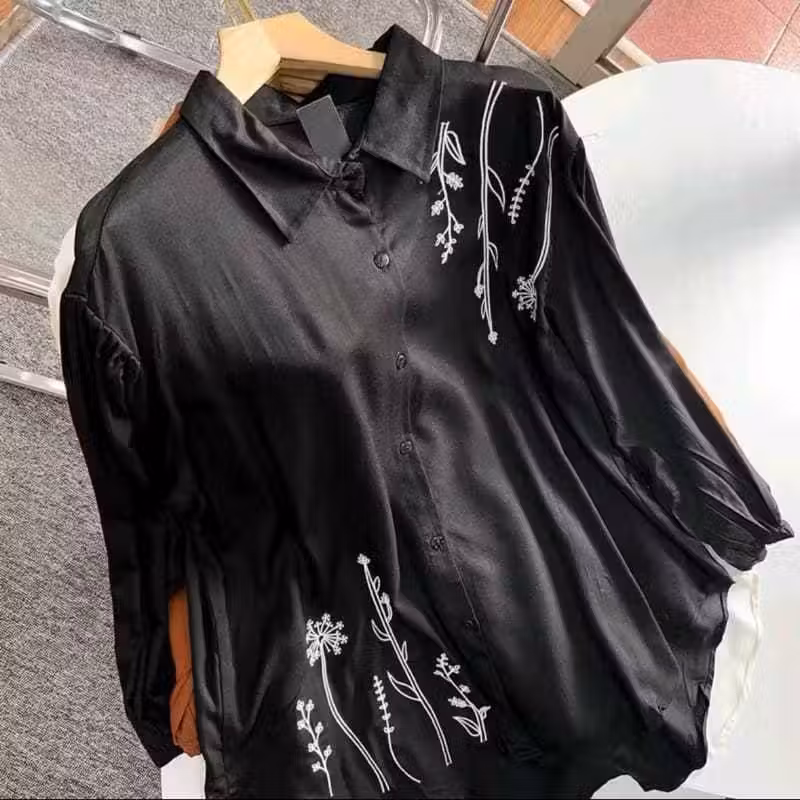 Cyn Atasan Wanita LIKA BLOUSE Bordir