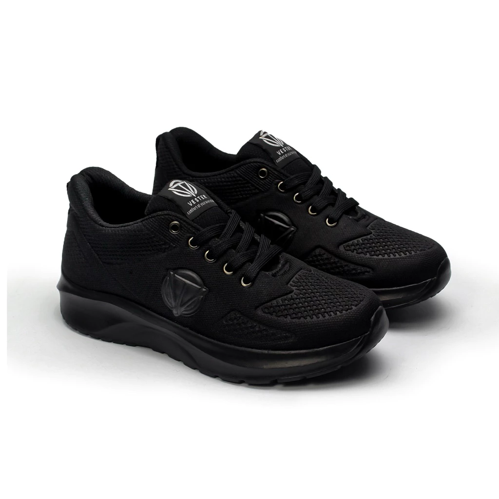VESTER Sepatu Sekolah Hitam Polos Sneakers Pria Wanita Size 36 - 43