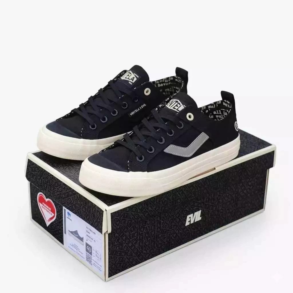 Sepatu Ventela x Evil x Papa Gading All Is Well Black Low Sepatu Pria Ventela Kasual Kanvas Pendek 100%BNIB (DOUBLEBOX)