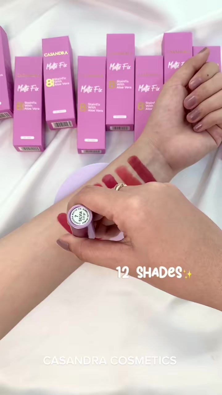 Lipstik tahan lama dari Casandra ✨  #lipstickswatch #lipsticklonglasting #lipstickwaterproof #fyp #lipstickstain