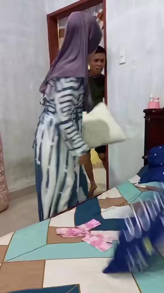 hampir ketahuan