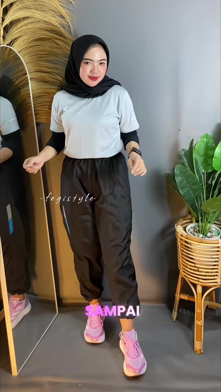 Trackpants celana olahraga training Anti air #celanatraining #trackpants #celanaolahraga #celanaparasut #trainingolahraga #celanaolahragapanjang