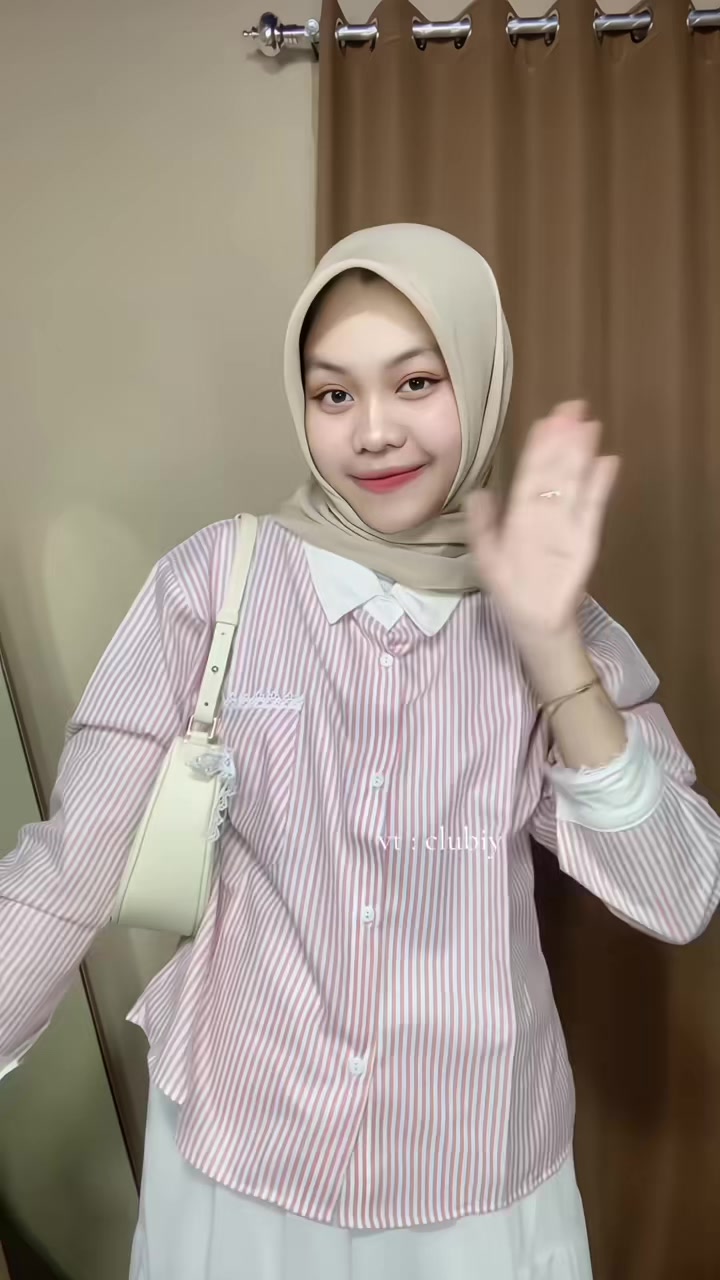 ? #blousewanita #kemejawanita #ootdfashion #moots