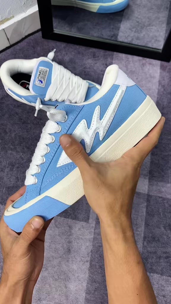 Sepatu gemuk dari fomo emang ga ada obat😋 #rekomendasisepatu #sepatu #sepatupria #sepatulokal #sepatusneakers #sneakers #sepatukekinian #sepatugemuk #sepatugendut #fomo