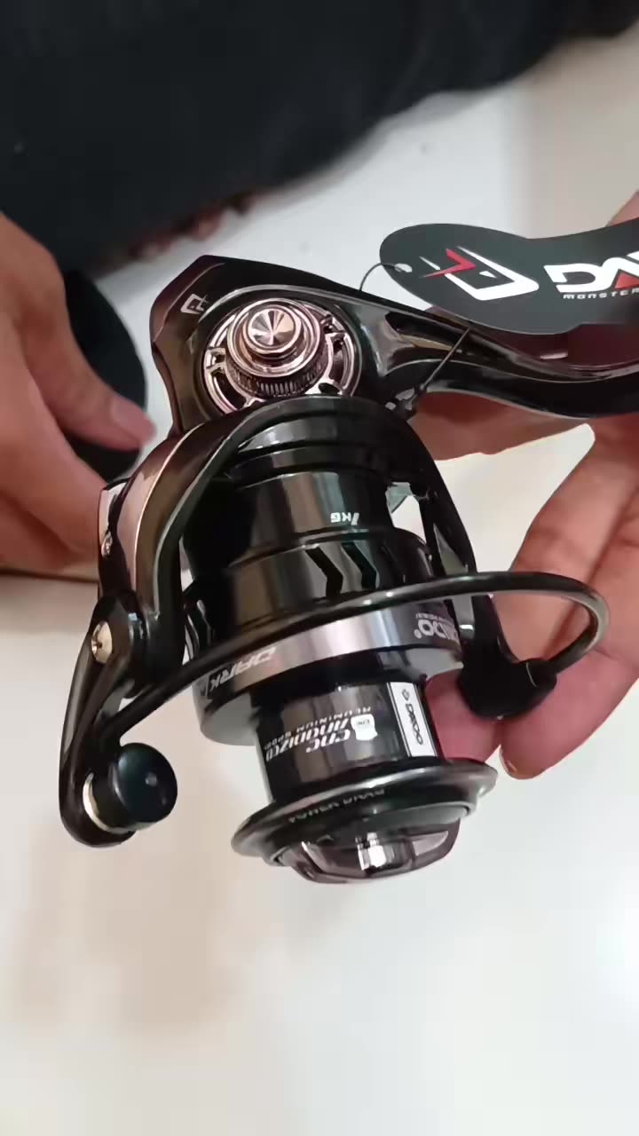 Reel pancing Daido Dark knight, 100 ribuan bikin menang banyak, power handle, one way, SW. Ukuran 1000-6000. Max drag 7-15kg. #mancing #mancingmania #reeldaido #daido #daidodarkknight