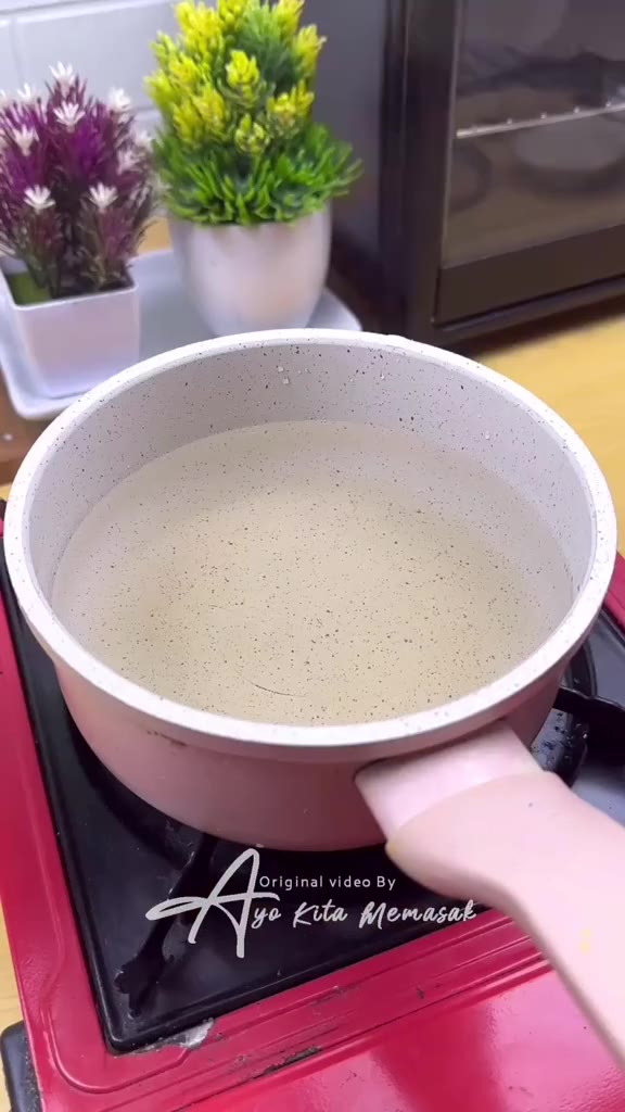 Cuma jajanan dari Mie bihun loh.. 😇 .  .  .  .  .  vt by  kita memasak #bihun #kuejadul #kuebasah #idejualan