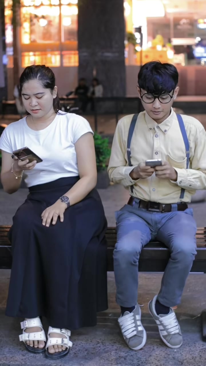 GROGI SAMPE IPHONE JATUH😭 #funny #fyp #prankvideo
