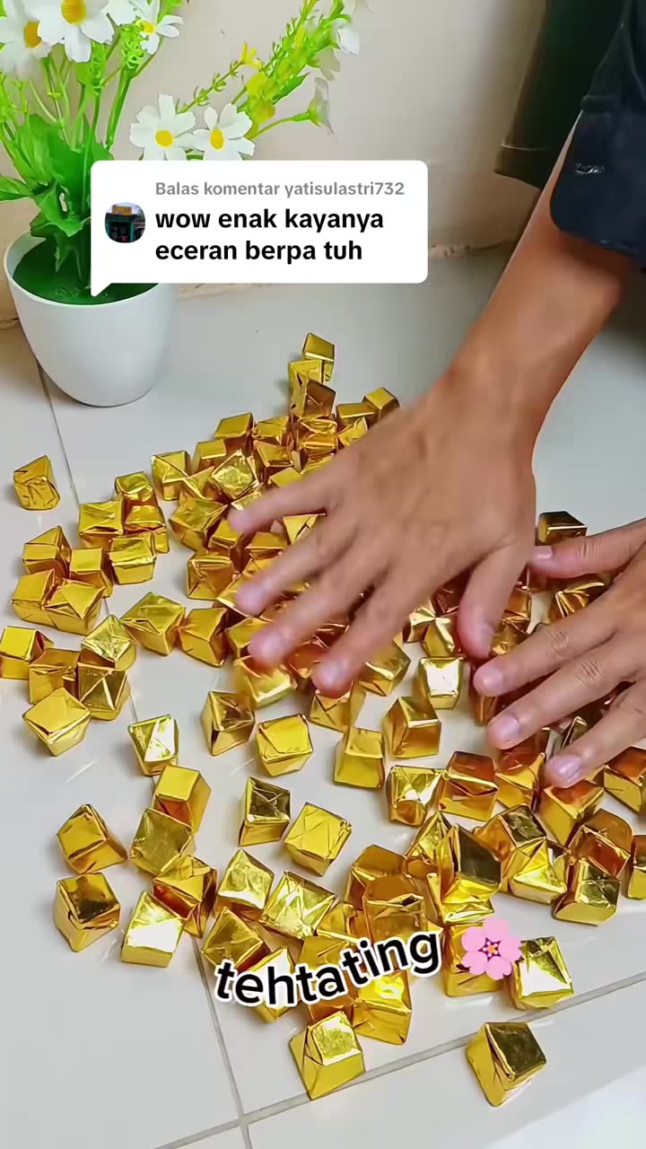 Membalas  Coklat Viral Coklat Piramid rasa silverqueen enak bingitsss #coklat #coklatviral #coklatpiramid #coklatpiramidsilverqueen #silverqueen #idejualanmodalkecil #jajanviral #belilokal