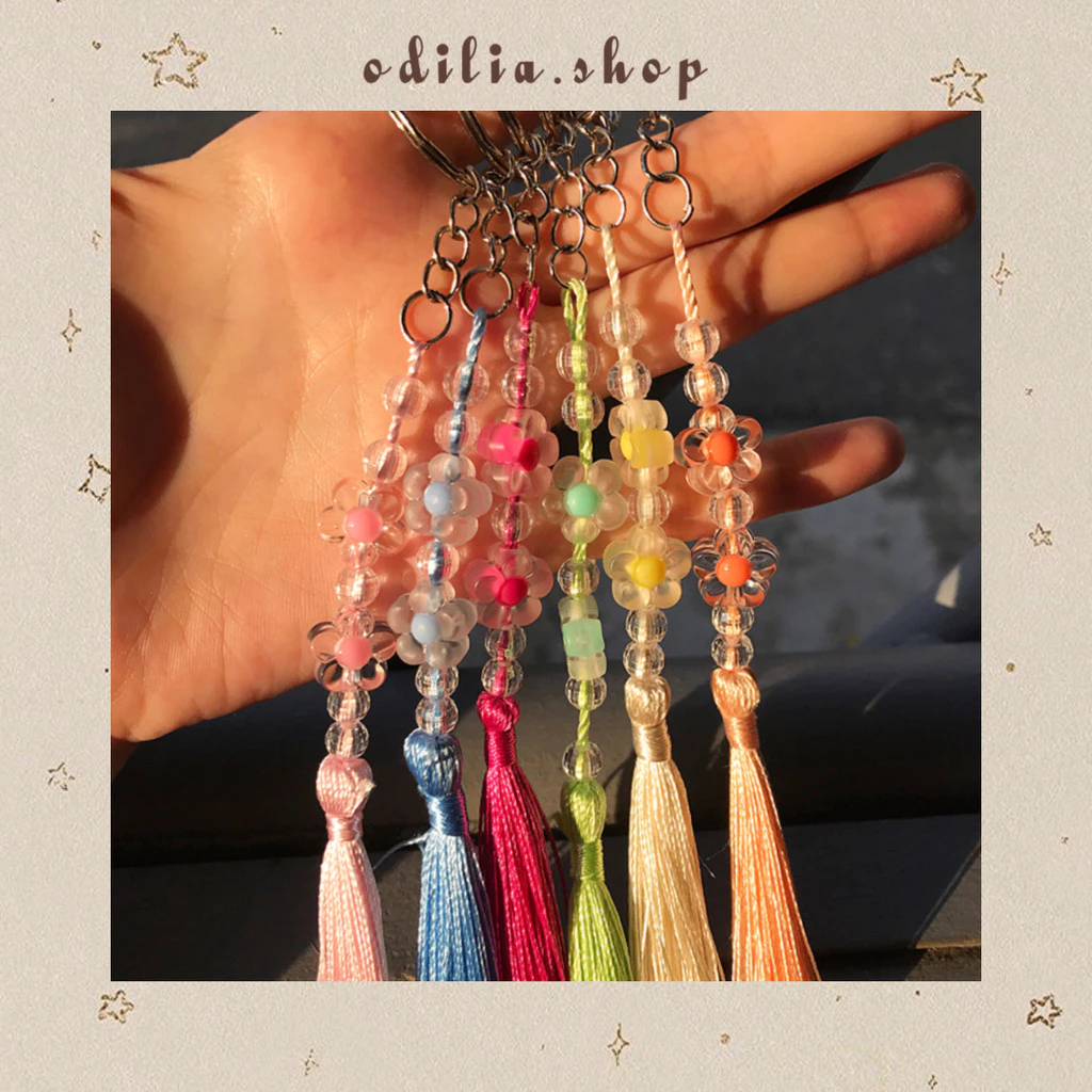 Gantungan Kunci Karakter Flower Rumbai Simple Aesthetic Ganci Bunga Lucu Aksesoris Souvenir Wanita Hadiah Kado Anak Keychain Hiasan Tas Atk Banjar Banjarbaru Bjb Odilia.Shop
