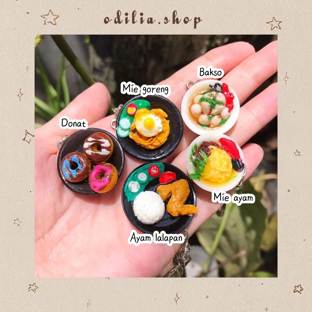 PART 1 Gantungan Kunci Couple Karakter Astronot Mini Blue Pink Aesthetic Ganci Astronaut Galaxy Lucu Aksesoris Souvenir Keychain Korea Kado Hadiah Anak Atk Banjar Banjarbaru Bjb Odilia.Shop